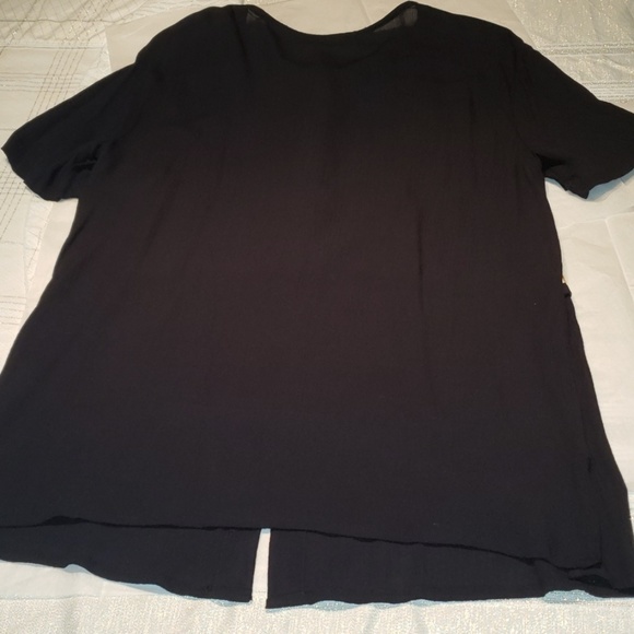 Tunic + Vest Illusion Top M Shirt NWOT - Picture 9 of 9